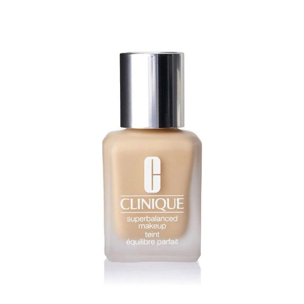 صورة كلينيك كريم أساس فائق التوازن لبشرة متوازنة درجة 01 - 30 مل